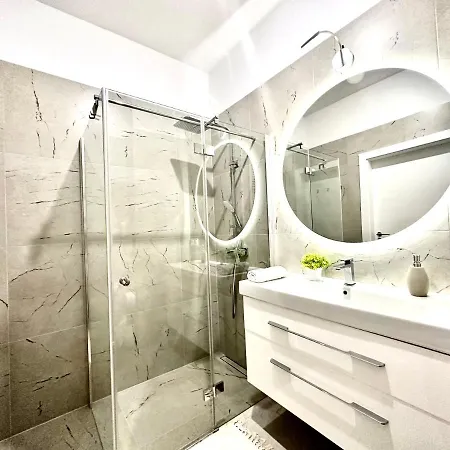 Nyska 59 - Self Check-in 20h - Parking &lift Βρότσλαβ