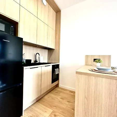 Nyska 59 - Self Check-in 20h - Parking &lift *